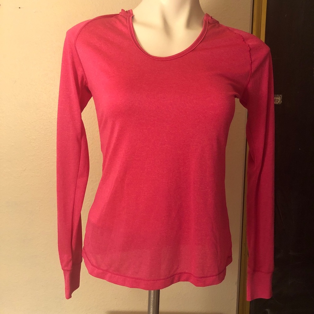 Pre-owned sporty hooded top
